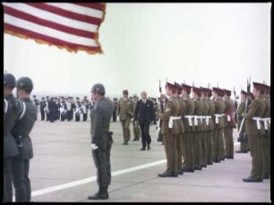 Fotografie: Besuch des französischen Staatspräsidenten Valéry Giscard d’Estaing in West-Berlin