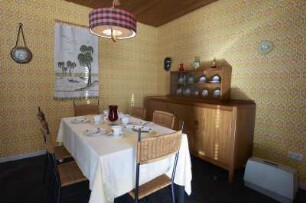 Speisezimmer Quelle-Fertighaus im Museum