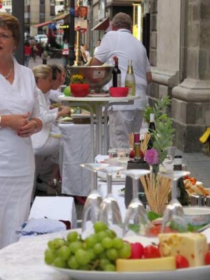 Diner en blanc