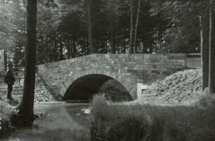 Dresdner Heide, Gänsefußbrücke über die Prießnitz. Wiederaufbau nach Hochwasser 1926