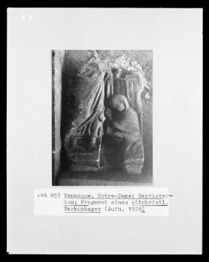Fragment eines Sarkophags
