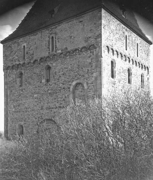 Landsberg (Sachsen-Anhalt), Doppelkapelle St. Crucis, von NW