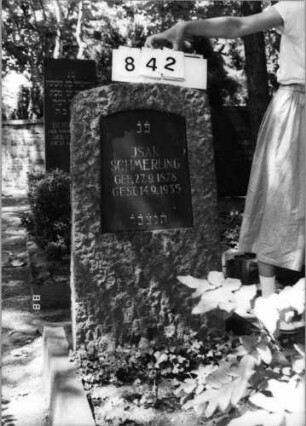 Grabstein 842