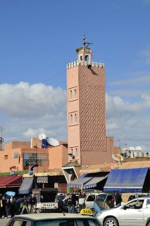 Minarett in der Kasbah : Blick auf eines der vielen kleineren Minarette im Souk von Marrakesch, aufgenommen am 04.11.2008. Foto: Uwe Gerig