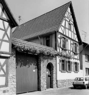 Flörsheim, Vorderstraße 12