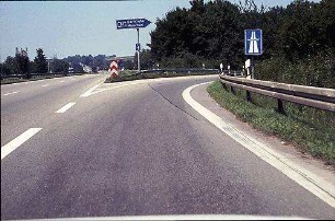 Einfahrt in Kreisel (Stuttgart Richtung Leonberg)