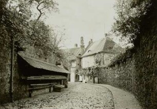 Bautzen, Torzwinger der Ortenburg mit Hofrichterhaus