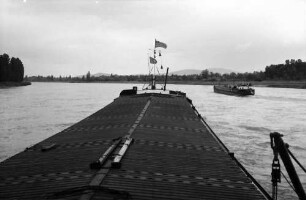 Ottmarsheim: Einfahrt in das Rheinbett