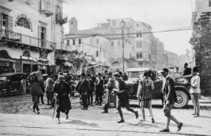 Straßenszene in Beirut (HAPAG-Mittelmeerfahrt der Oceana Leonhardt 1929)