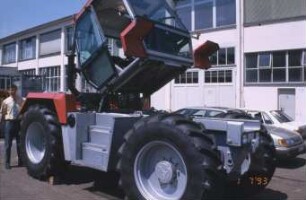 Fotografie: Traktor, Allradtraktor, Systemtraktor, Kabine, Service & Reparatur