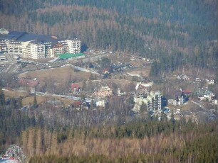 Hotelbauten am Riesengebirge : In der Nähe von Skipisten entstehen große Hotels im Kurort am Riesengebirge. Aufgenommen am 07. Februar 2011 in Karpacz
