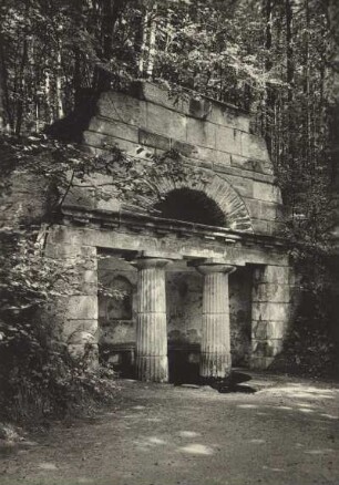Waldenburg (Sachsen), Park Grünthal, Hygia-Tempel