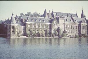 Wasserschloß? (vielleicht in Holland)