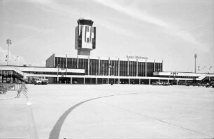 Basel (CH) - Mulhouse (F): Neues Flughafengebäude, Flugplatzseite
