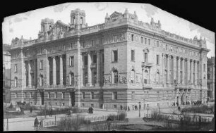 Budapest. Österreichisch-ungarische Bank (1902-1904; Ignác Alpár)