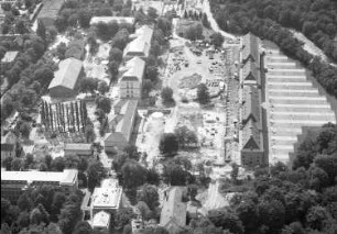 Dresden-Neustadt, Marienallee 14. Ehemalige Graf-Stauffenberg-Kaserne (jetzt Heeresschule). Luftbild-Schrägaufnahme nach Süden