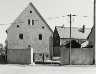 Cannewitz, Bauernhof, Straßenansicht mit Toranlage