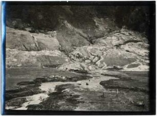 Heiße Schwefelquelle am Ausgang des Río Pilcomayo in der Chaco-Ebene bei Villamontes