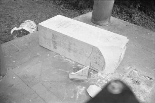 Denkmal für Friedrich Weinbrenner im Schlossgarten Zerstörung der Büste
