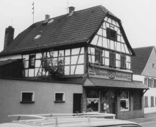 Kelkheim, Am Kirchplatz 3