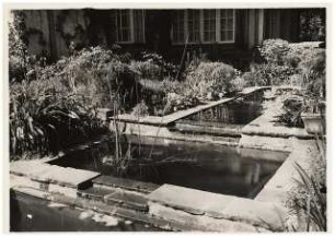 Garten Szafransky: Becken und Haus