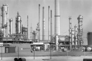 Esso-Raffinerie