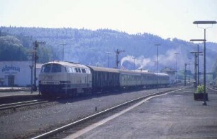 Pirmasens Nord Einfahrt Lok 218 379 Eilzug MDie-Wagen Bnb-Wagen