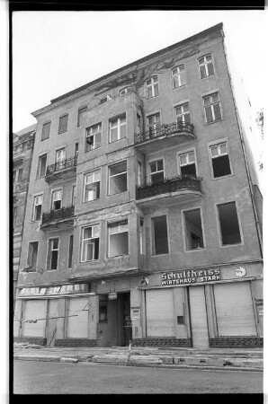 Kleinbildnegativ: Abrisshaus, Friedrichstr. 30, 1977