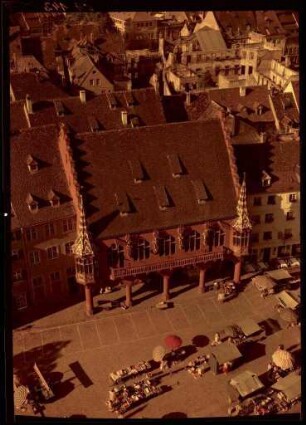 Münstermarkt, Historisches Kaufhaus und Altstadt