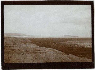 Oberhalb 'en el-'asur [el-asur] Blick n. NW (g. [gebel, dschebel, djebel] sudum)