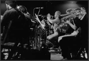 Andrzej Przybielski Junior Big Band : Portrait des Jazz-Trompeters Andrzej Przybielski mit der Junior Big Band 1985 in Krakow