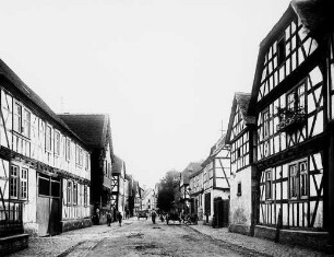 Fachwerkwohnhaus; Groß-Bieberau, Marktstraße 14