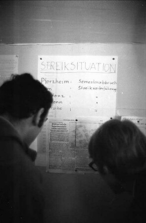 Schließung der Staatlichen Ingenieurschule Karlsruhe infolge unbefristeten Streiks der Studenten.
