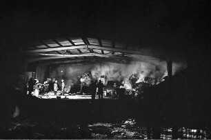 Brand der Lagerhalle einer Altwarenfirma in der Zeppelinstraße
