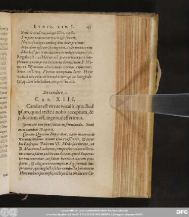 De candore. Cap. XIII.
