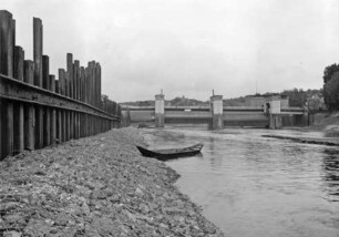 Bau der Staustufe Hofen/Neckar