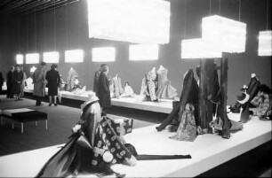 Basel: Madame et Monsieur, Halle, Swiss Export