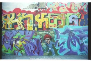 unleserlich DBL: SHARK LOOMIT GOR DARE DE LA ROZe CAN2 SAA GBF SuK ME KISM CAT.. | freestyle... | SPACe iNVADERS.. | 2000 | MAiN CONCERT SAMMY DELUXE... | ..99 | SF ..KEATS" | PanE | Pane