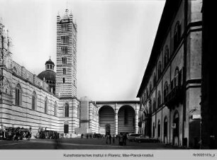 Piazza Jacopo della Quercia, Siena