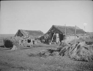 Gehöft der chinesischen Kernsiedlung zum japanischen Jugendlager (wahrscheinlich in der "Provinz des Schwarzen Drachenflusses") (Japan-Aufenthalt 1934-1939)