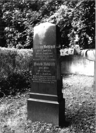 Grabstein 147 [Hahn S. 77 Grab-Nr. 144/45]
