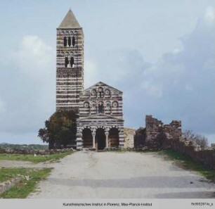 Santissima Trinità di Saccargia, Codrongianos