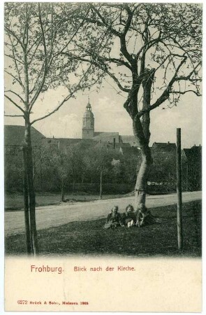 Frohburg. Blick nach der Kirche