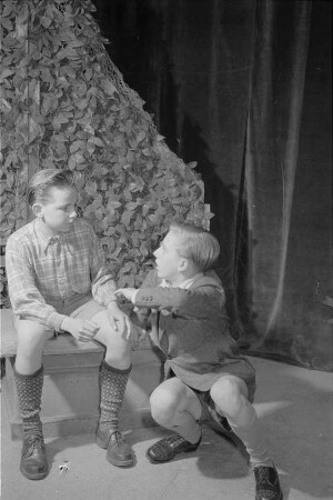 Maxim-Gorki-Theater: Wie Klaus Mitglied einer Bande wurde : Laienspiel von Kindern der 12. Grundschule Berlin