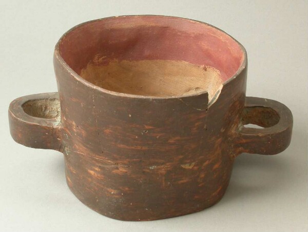 Clay vessel