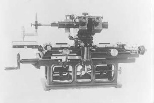 Stereoskopischer Meßapparat von Zeiss : Technikgeschichte | Physik | Optik | Geodätische Instrumente