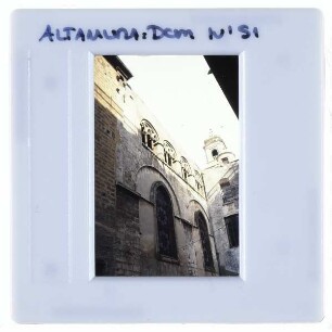 Altamura, Dom S. Maria Assunta : Südfassade Langhaus