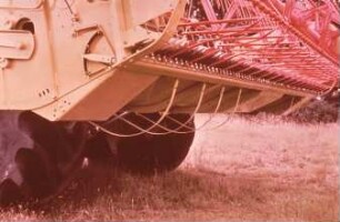 Fotografie: Erntetechnik, Mähdrescher selbstfahrend, Schneidwerk
