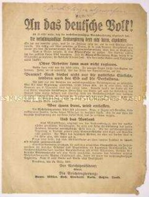 Flugblatt mit Richtigstellung des Reichspräsidenten Ebert und der Reichsregierung über Gerüchte im Zuge des Kapp-Putsches, die verfassungsmäßige Reichsregierung hätte abgedankt
