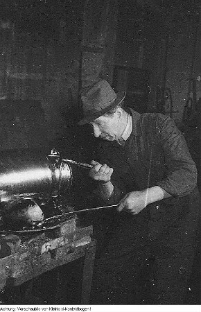 Verschiedene Handwerksberufe, Oktober 1954